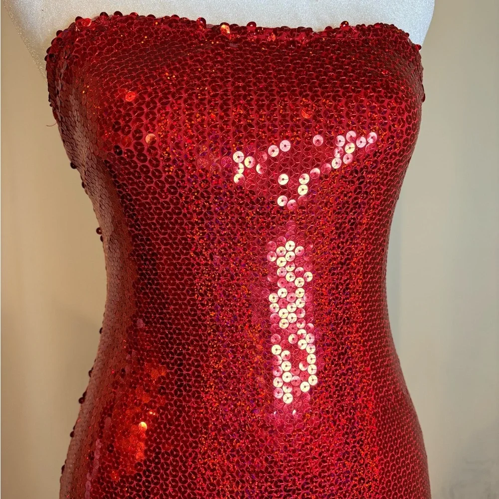 Jessica Rabbit Costume - Picture 6 of 14